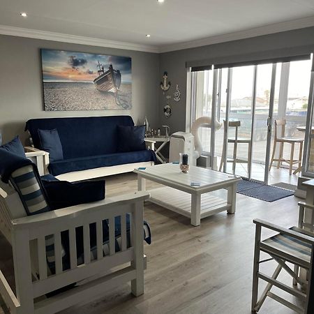 Modern Apartment Walking Distance To Main Beach Restaurants And Other Amenities Jeffreys Bay Exterior foto
