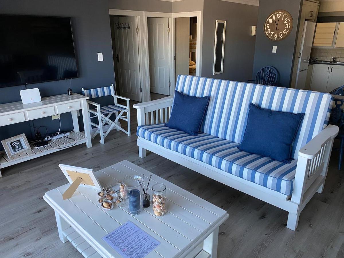 Modern Apartment Walking Distance To Main Beach Restaurants And Other Amenities Jeffreys Bay Exterior foto