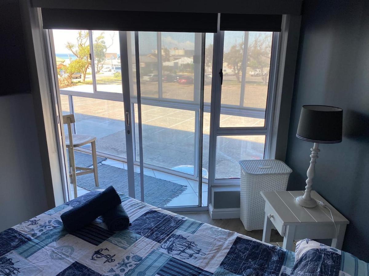 Modern Apartment Walking Distance To Main Beach Restaurants And Other Amenities Jeffreys Bay Exterior foto