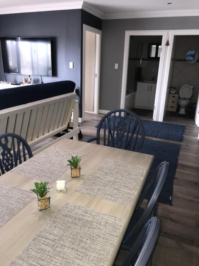 Modern Apartment Walking Distance To Main Beach Restaurants And Other Amenities Jeffreys Bay Exterior foto