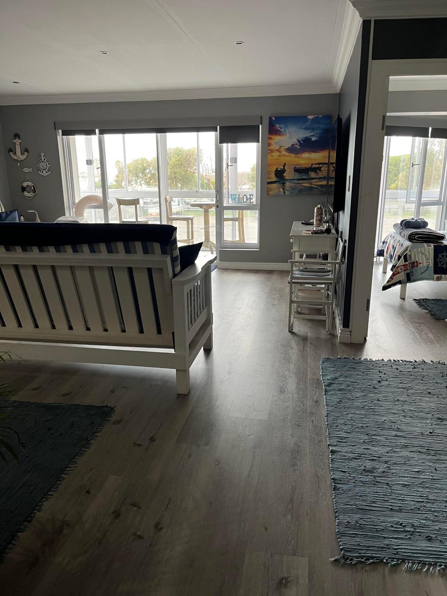 Modern Apartment Walking Distance To Main Beach Restaurants And Other Amenities Jeffreys Bay Exterior foto